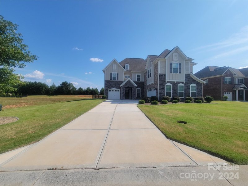 Property image 3 at 10249 Malmedy Park Street, Fort Mill, SC 29707