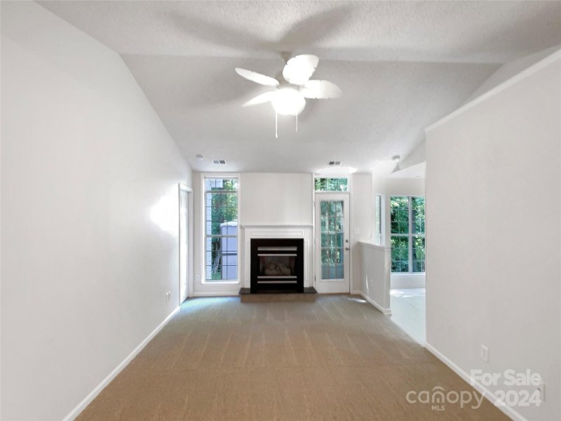 Property image 4 at 8405 Cullingford Lane, Charlotte, NC 28216