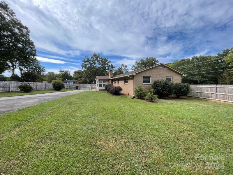 Property image 4 at 105 Oakmont Road, Stanley, NC 28164