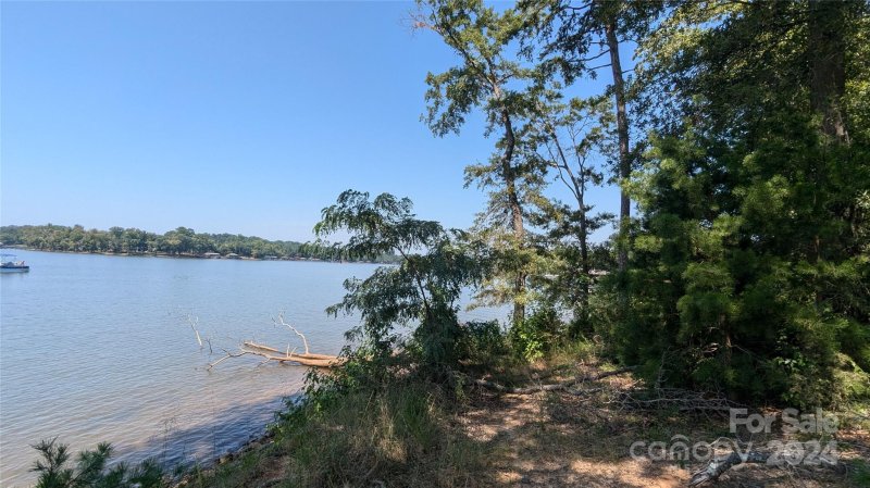 Property image 2 at 4401 Stoney Pointe Court, Belmont, NC 28012