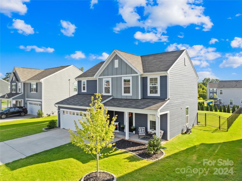 Property image 2 at 137 W Neel Ranch Road, Mooresville, NC 28115