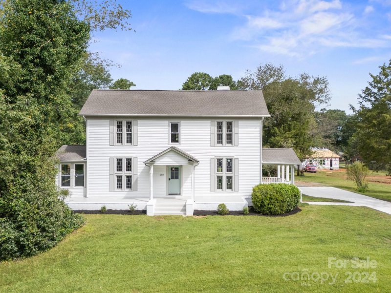 Property image 4 at 2400 Redbud Drive, Gastonia, NC 28056