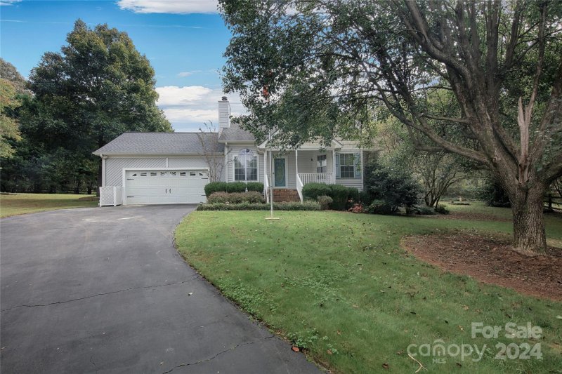 Property image 2 at 181 Greenwich Drive, Statesville, NC 28677