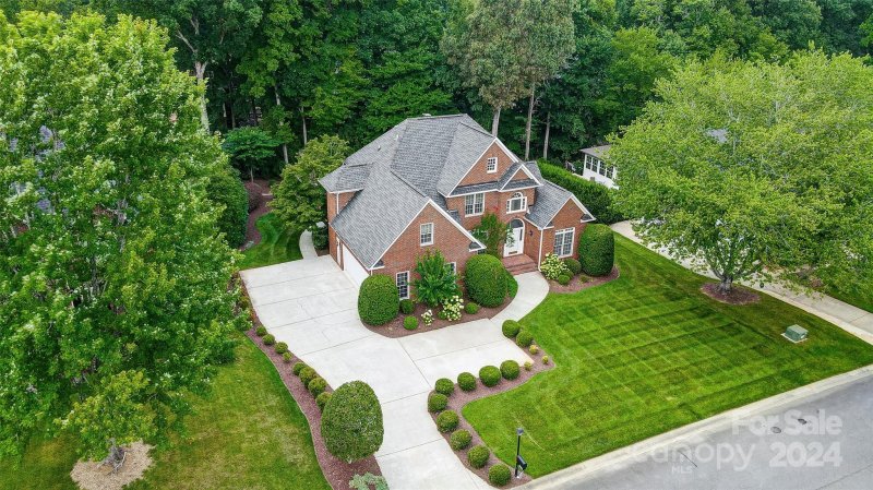 Property image 4 at 4411 Shannamara Drive, Matthews, NC 28104