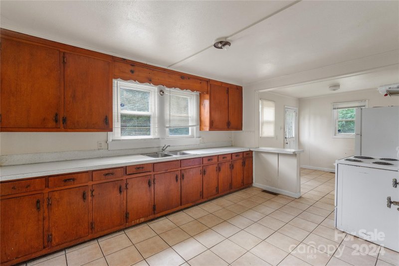 Property image 4 at 1510 Lane Street, Kannapolis, NC 28083