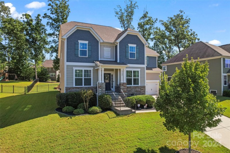 Property image 2 at 17027 Alydar Commons Lane, Charlotte, NC 28278