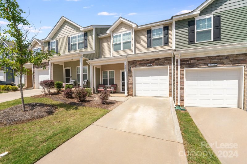 Property image 3 at 6343 Revolutionary Trail, Charlotte, NC 28217