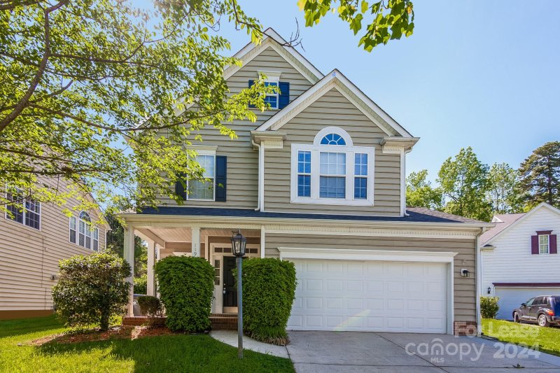 11921 Little Stoney Court