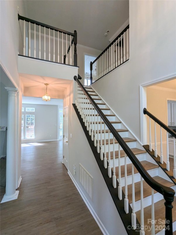 Property image 3 at 2000 Mt Isle Harbor Drive, Charlotte, NC 28214