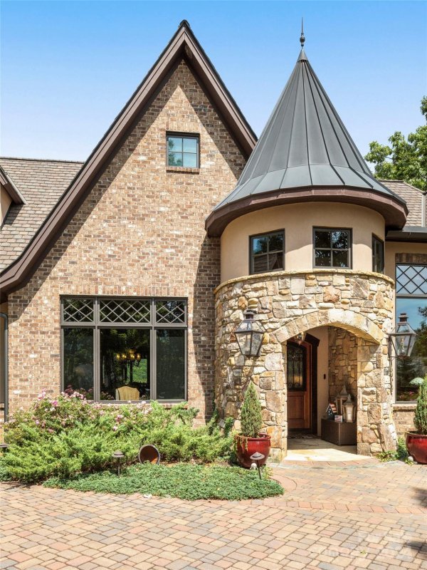 Property image 3 of 85 Smokey Ridge Trail in The Cliffs At Walnut Cove, Arden, NC 28704