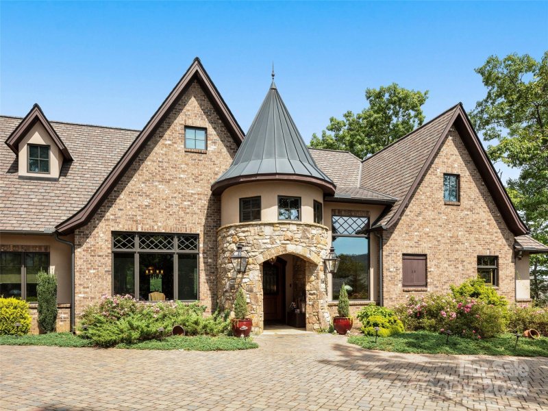 Property image 4 of 85 Smokey Ridge Trail in The Cliffs At Walnut Cove, Arden, NC 28704