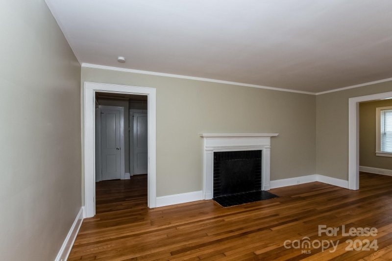Property image 4 at 1844 Garibaldi Avenue, Charlotte, NC 28208