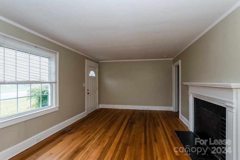 Property image 5 at 1844 Garibaldi Avenue, Charlotte, NC 28208