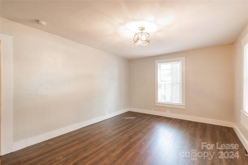 Property image 3 at 1108 W Walnut Avenue, Gastonia, NC 28052