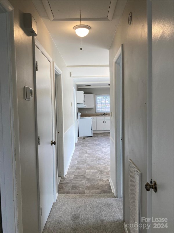 Property image 2 at 6808 Covecreek Drive, Charlotte, NC 28215