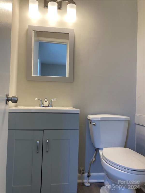 Property image 5 at 6808 Covecreek Drive, Charlotte, NC 28215