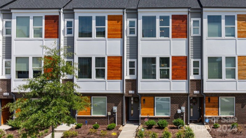 Property image 3 at 2139 Bryant Park Drive, Charlotte, NC 28208