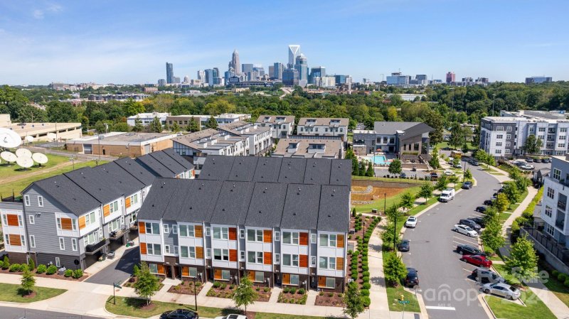 Property image 4 at 2139 Bryant Park Drive, Charlotte, NC 28208