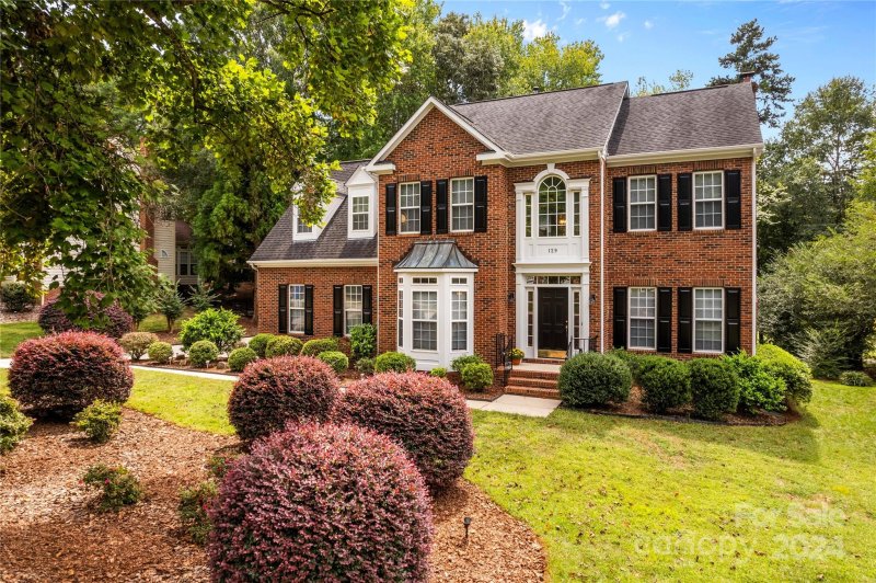 Property image 3 at 129 Lockerbie Lane, Mooresville, NC 28115