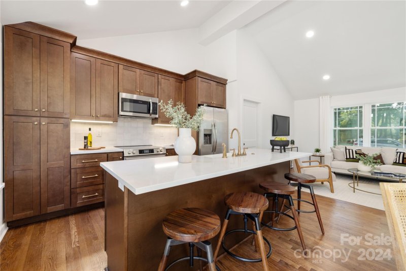 Property image 3 at 2534 Revolution Park Drive, Charlotte, NC 28208