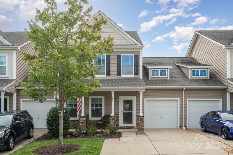 Property image 2 at 809 Summerlake Drive, Fort Mill, SC 29715