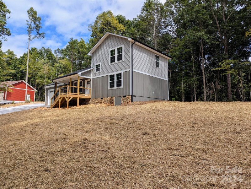 Property image 2 at 318 Haven Ridge Lane, Marion, NC 28752