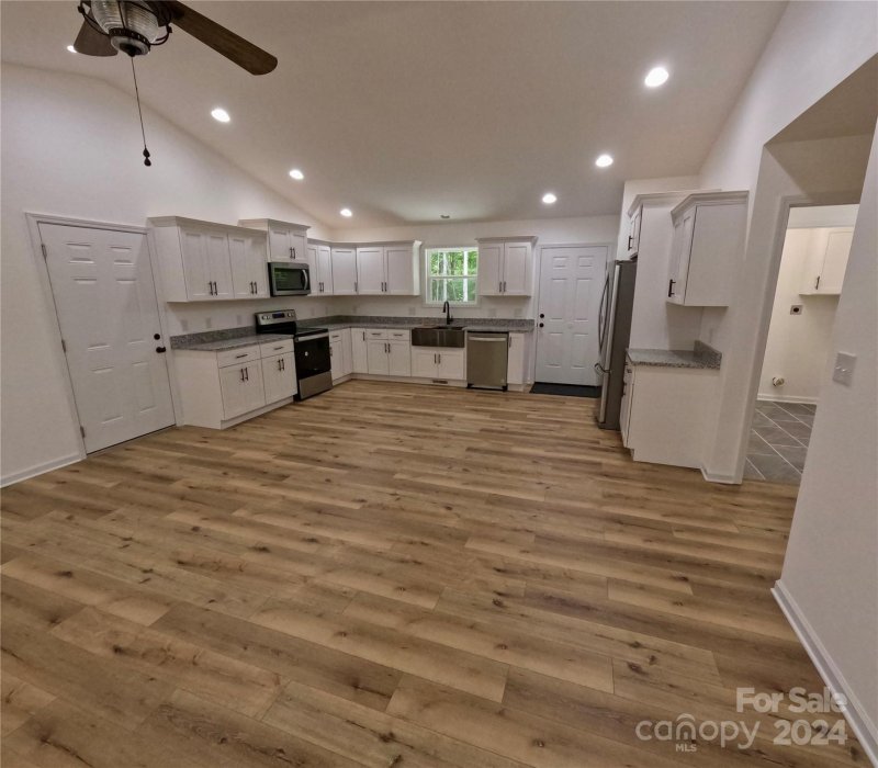 Property image 3 at 318 Haven Ridge Lane, Marion, NC 28752