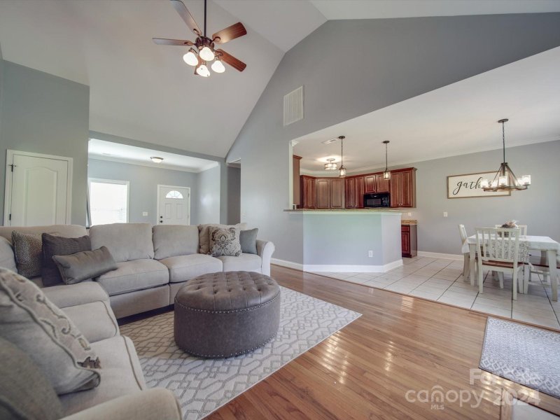 Property image 2 at 157 Wheatfield Drive, Statesville, NC 28677