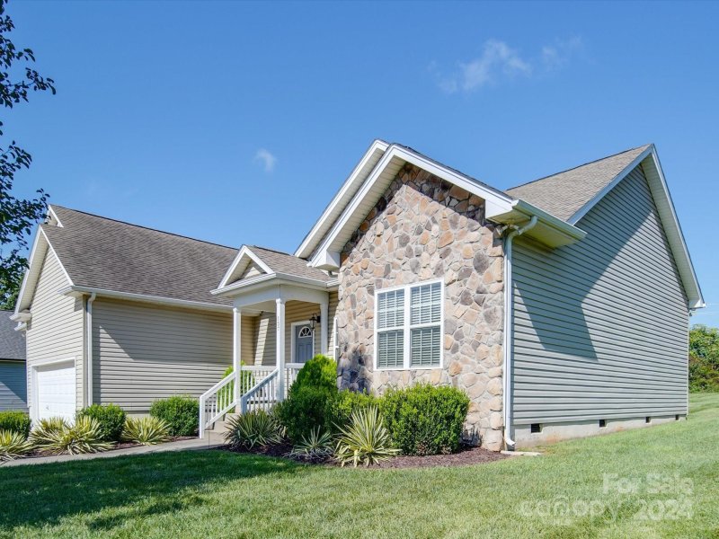 Property image 4 at 157 Wheatfield Drive, Statesville, NC 28677