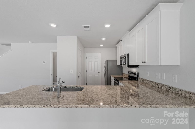 Property image 4 at 637 Lamorak Place, Richburg, SC 29729