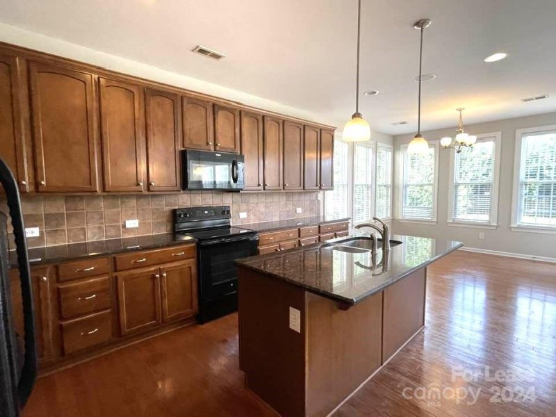 Property image 4 at 10345 Falling Leaf Drive, Concord, NC 28027