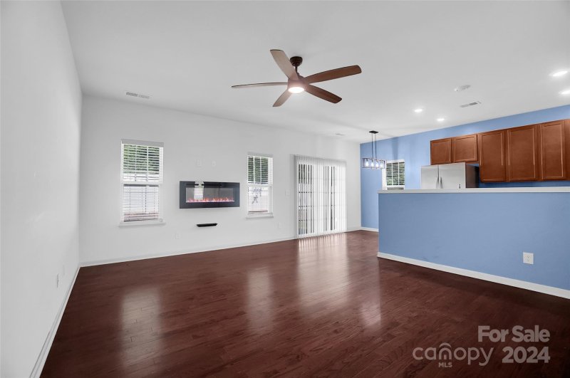 Property image 4 at 7440 Sienna Heights Place, Charlotte, NC 28213