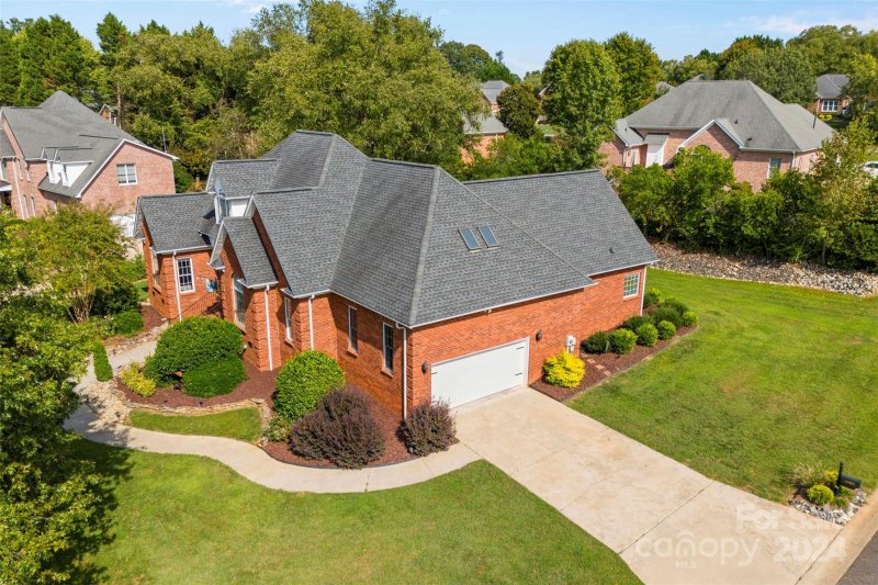 Property image 2 at 2606 Ashbourne Drive, Gastonia, NC 28056