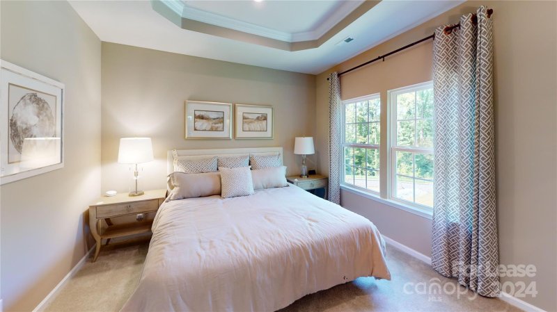 Property image 5 at 4129 Edenborn Lane, Charlotte, NC 28208