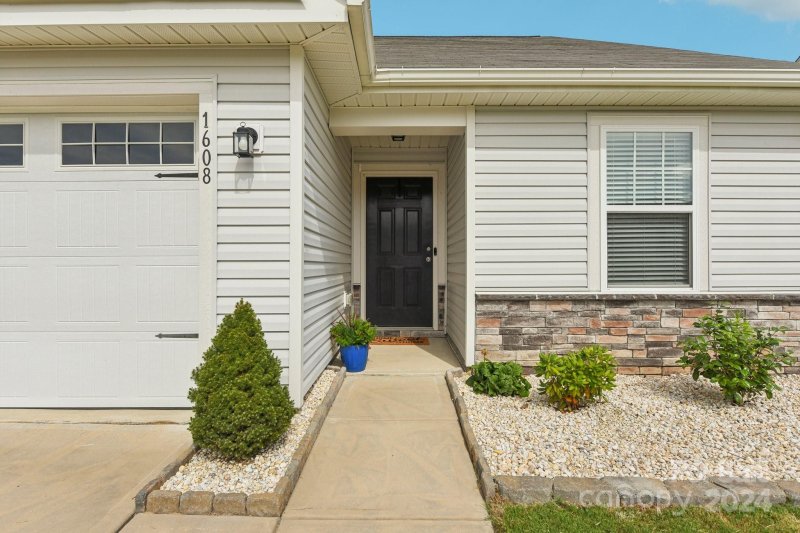 Property image 4 at 1608 Sandhill Oak Court, Landis, NC 28088