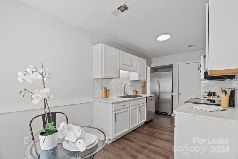 Property image 5 at 4340 N Center Street, Hickory, NC 28601