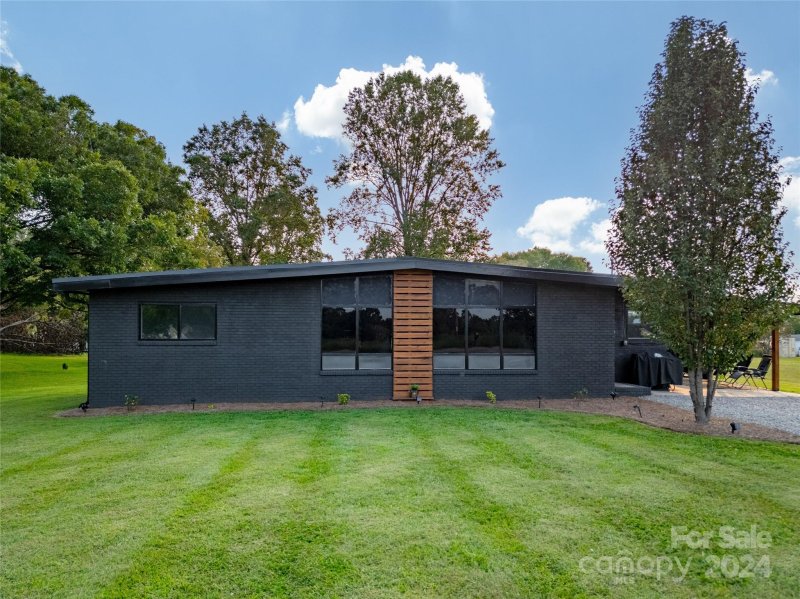 Property image 2 at 2635 S Chipley Ford Road, Statesville, NC 28625