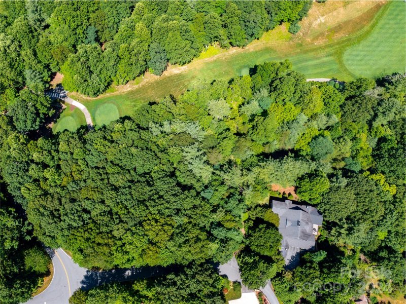 Property image 5 of 3 Cooper Cove South in Champion Hills, Hendersonville, NC 28739