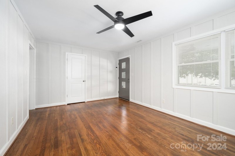 Property image 4 at 191 Druid Drive, Asheville, NC 28806