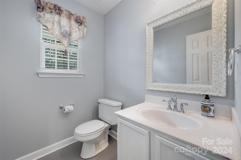 Property image 5 at 3120 Longspur Drive, Matthews, NC 28105