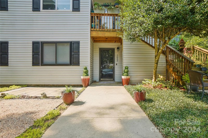 Property image 3 at 1655 Hunters Trail, Rock Hill, SC 29732