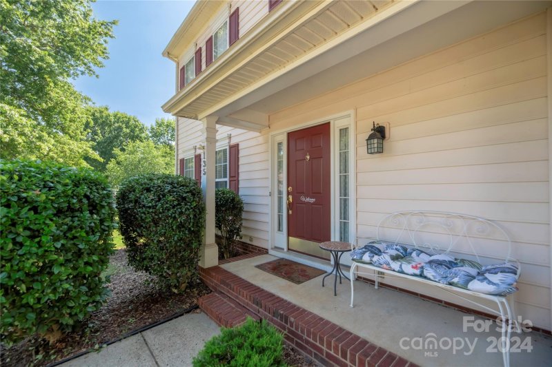 Property image 4 at 135 Easy Street, Mooresville, NC 28117