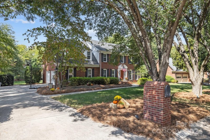 Property image 2 at 7810 Covey Chase Drive, Charlotte, NC 28210