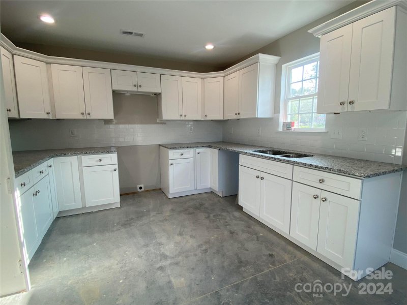 Property image 4 at 3341 Silver Fox Circle, Lancaster, SC 29720