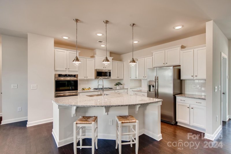 Property image 4 at 11818 Westbranch Parkway, Davidson, NC 28036