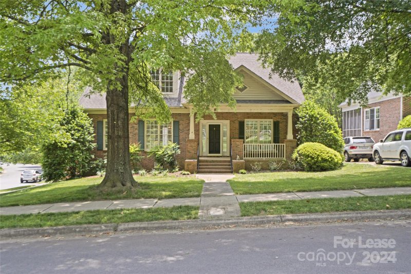 Property image 2 at 112 Mcconnell Drive, Davidson, NC 28036