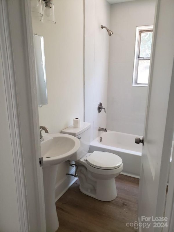 Property image 2 at 1905 Russell Avenue, Charlotte, NC 28216