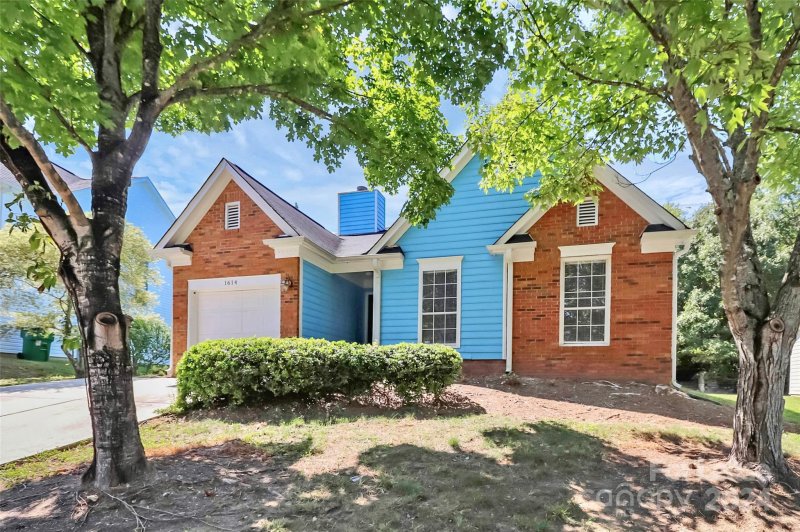 Property image 2 at 1614 Jeffrey Bryan Drive, Charlotte, NC 28213