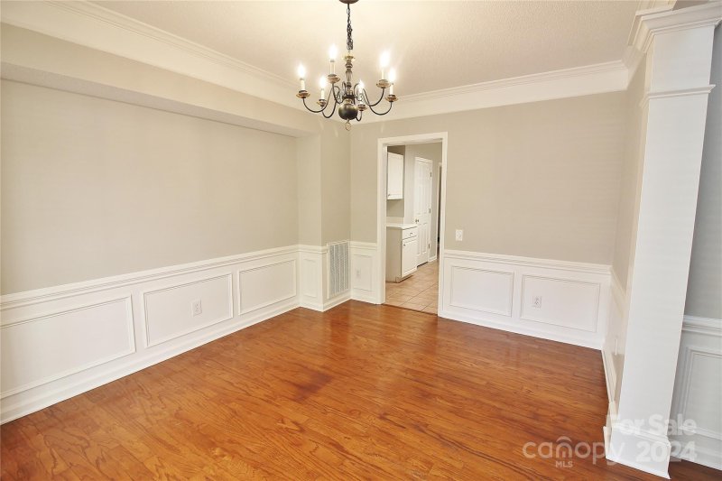 Property image 4 at 11334 Longhedge Lane, Charlotte, NC 28273