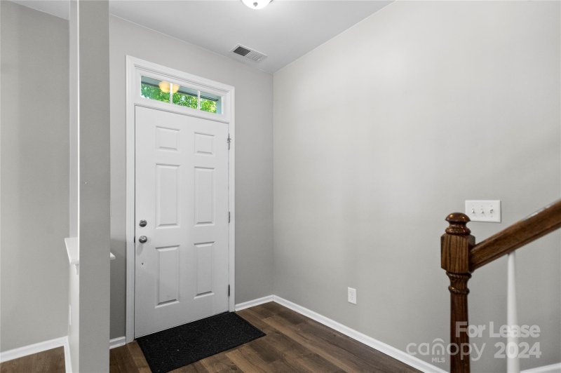 Property image 5 at 19002 Lake Breeze Drive, Cornelius, NC 28031